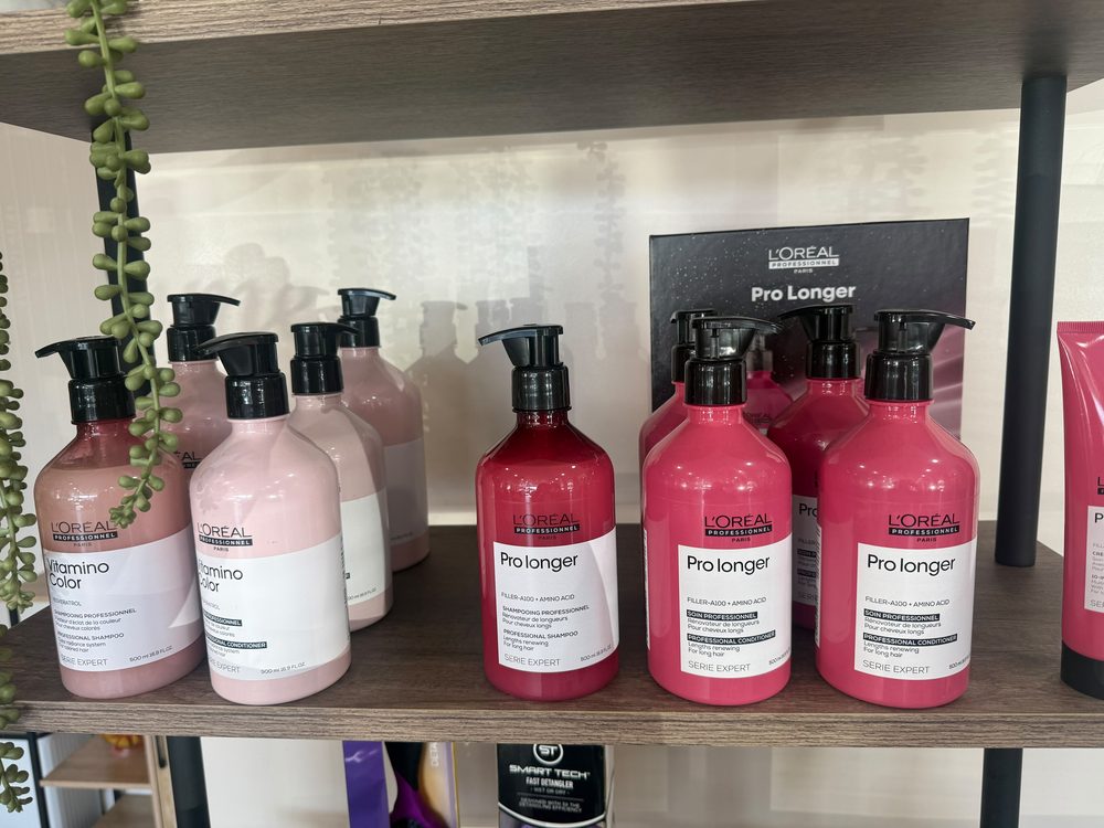 L’Oréal Professionnel Paris Vitamino Color and Pro Longer shampoo and conditioner at Hair Palette Beauty Salon in El Cajon